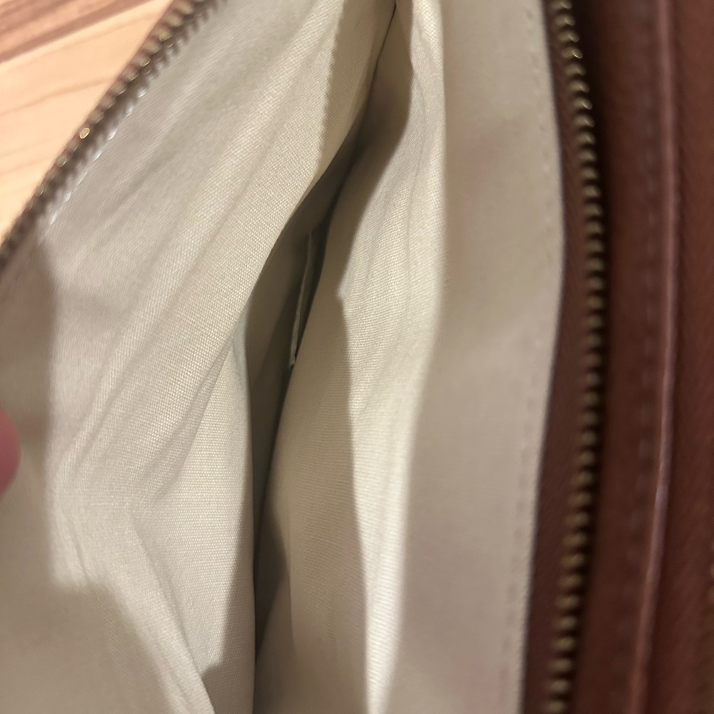 Elegant Brown Leather Crossbody Bag‎ - Picture 4 of 6